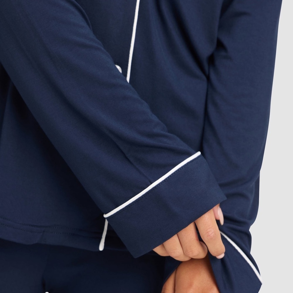 Cozy Earth Bamboo Stretch-Knit Long Sleeve Pajama Set Navy - Picture 5 of 12